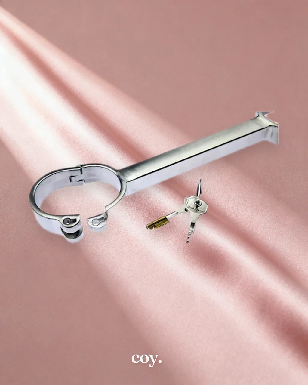 Kinki Range Male Spreader Bar — Coy