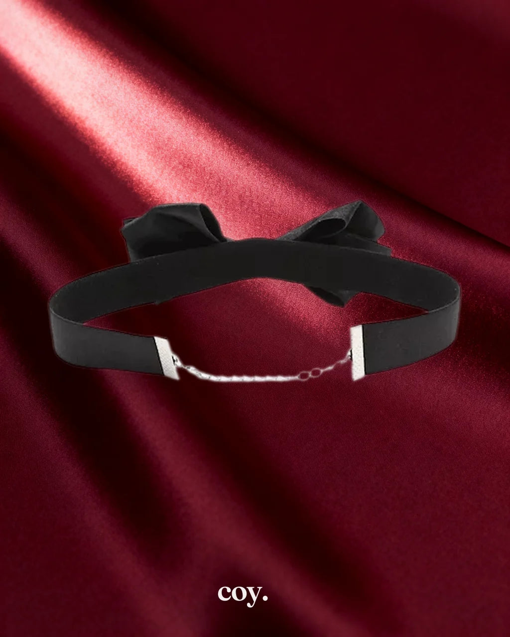 Leather Play Luxury Bow Collar Medium — Black — Coy