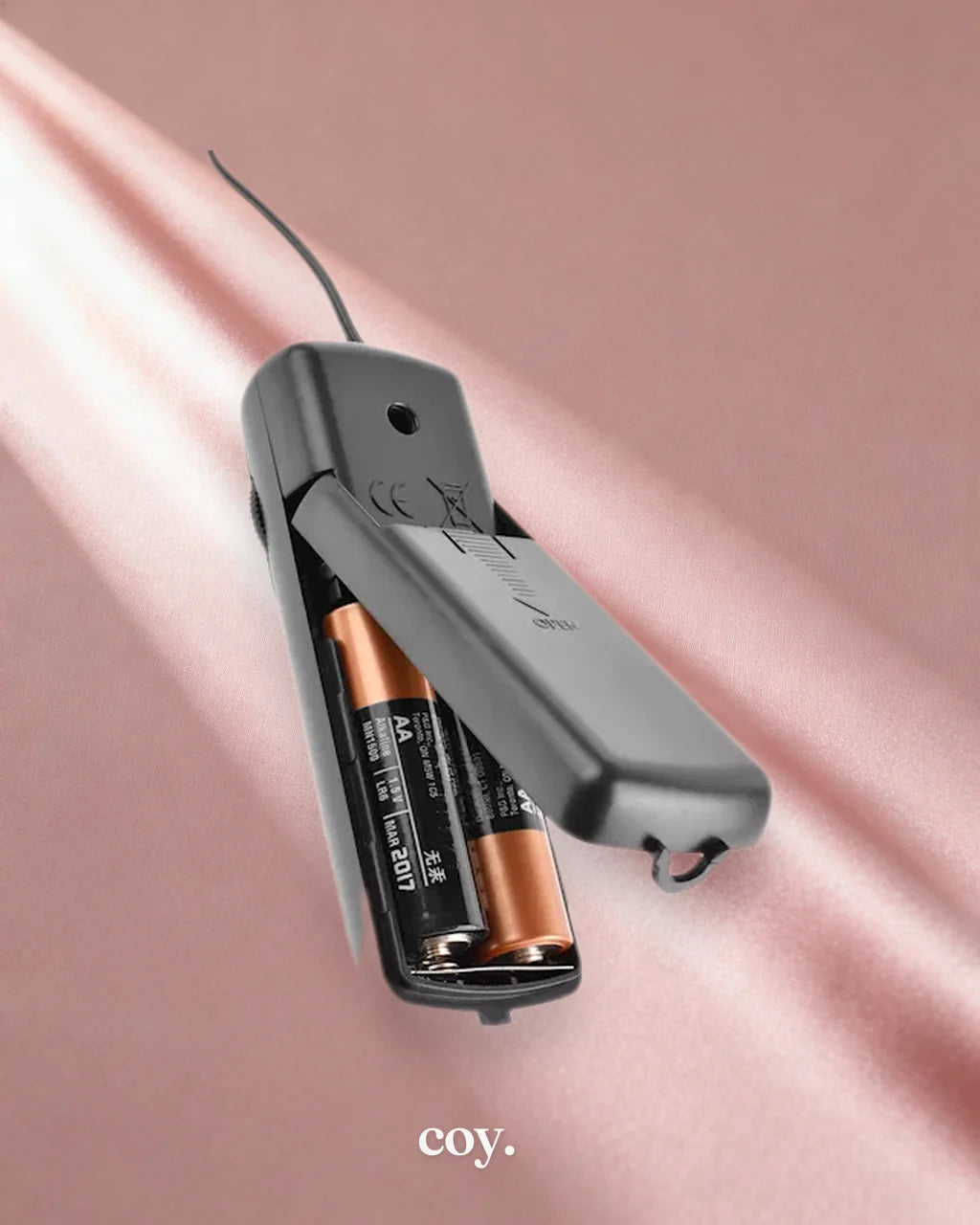 Fetish Fantasy Extreme Vibrating Pussy Pump — Coy