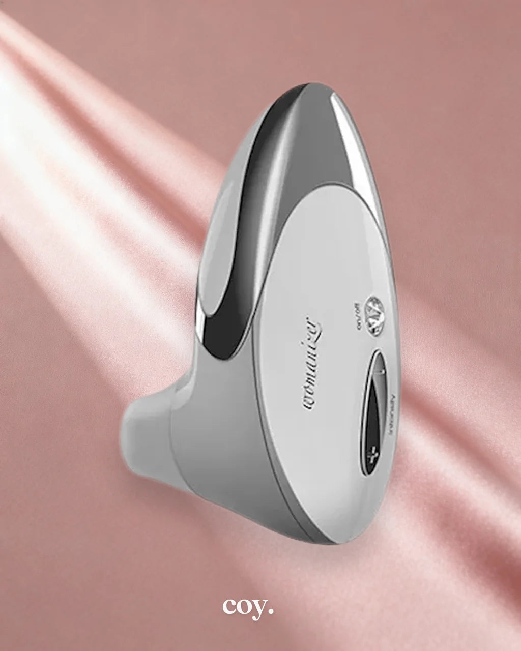 Womanizer Pro Clitoral Vibrator — White — Coy