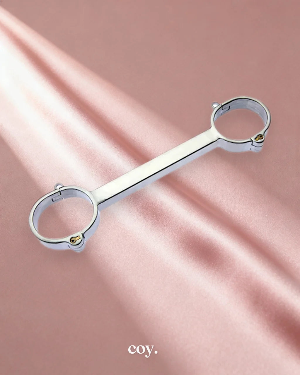 Kinki Range  Spreader Bar — Coy