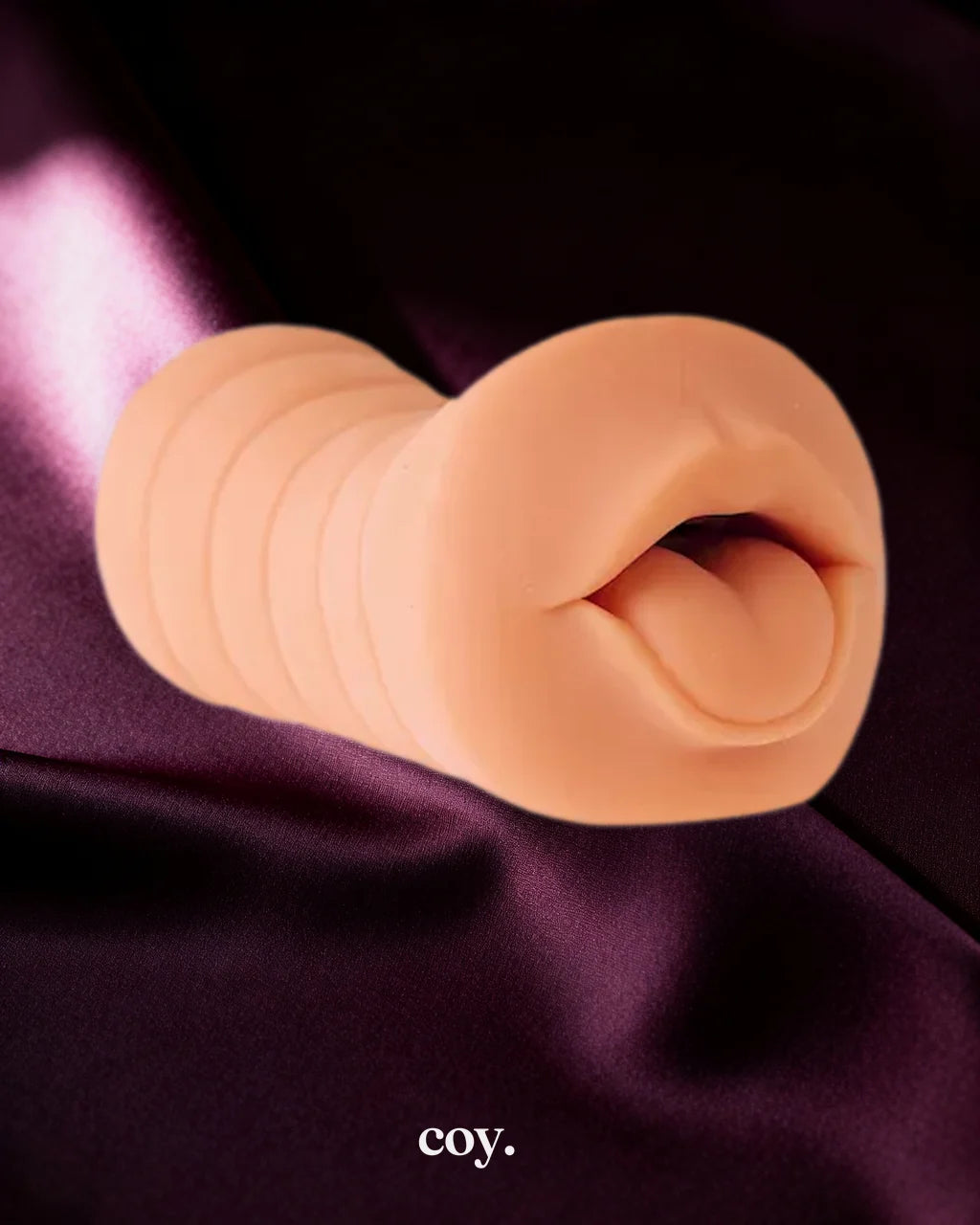 Nood Masturbator Oral — Coy