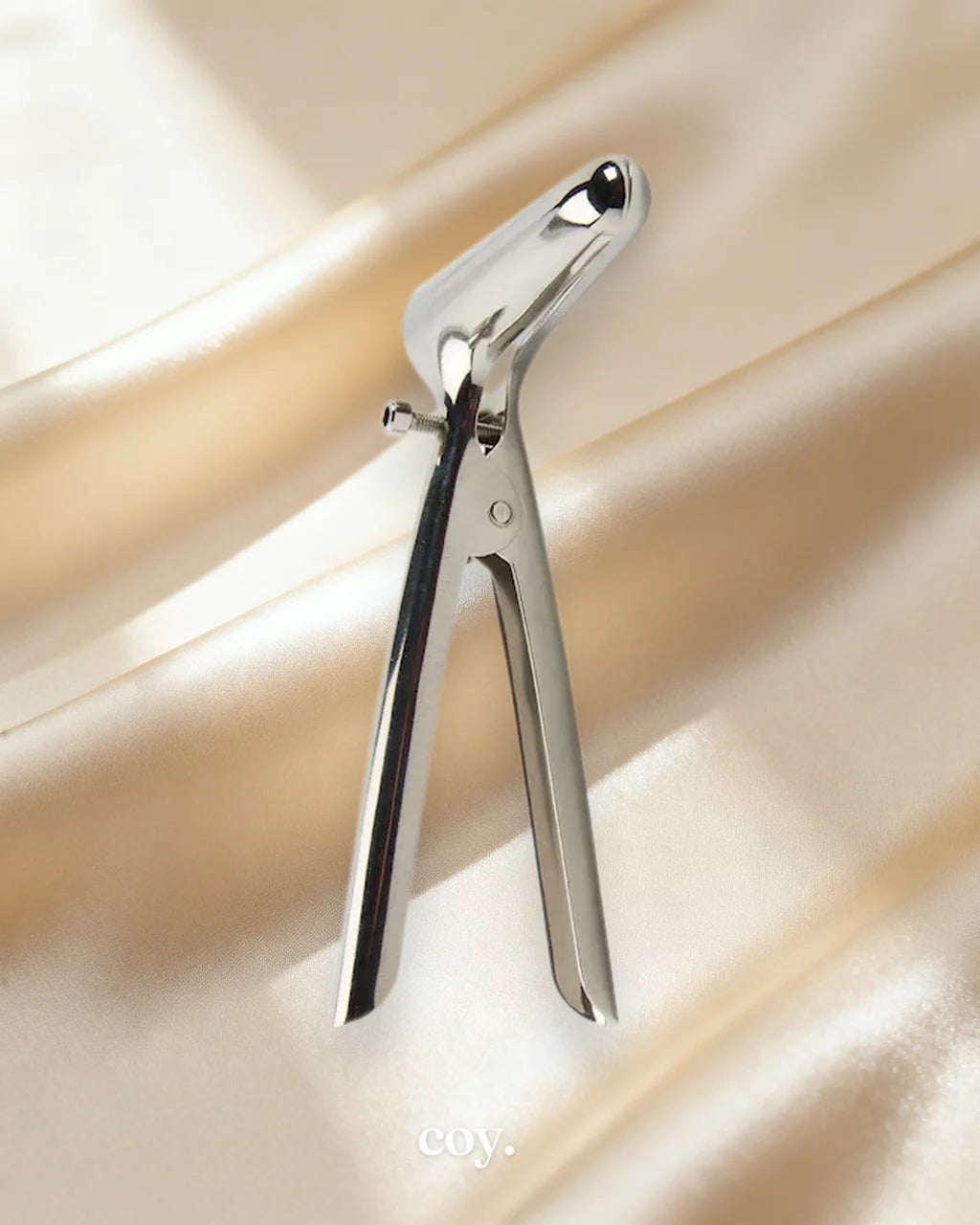 KinKi Stainless Steel Speculum — Coy